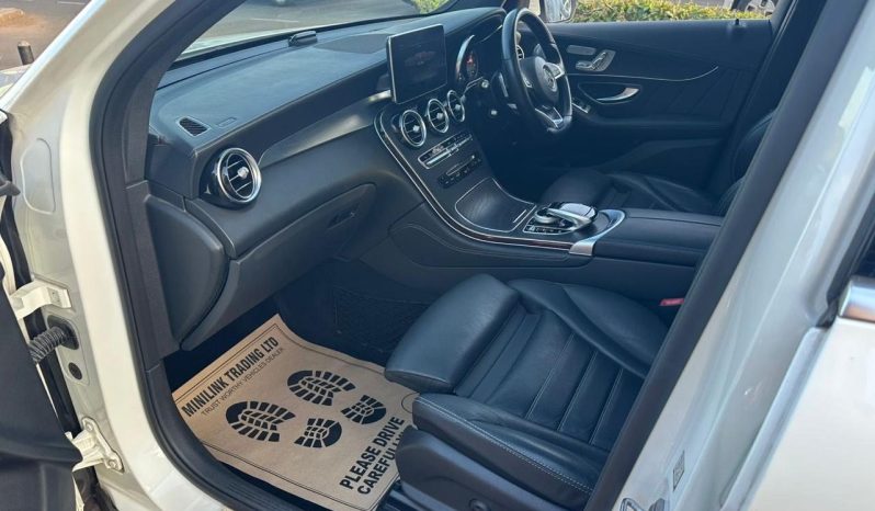 
								Mercedes Benz GLC 250 full									