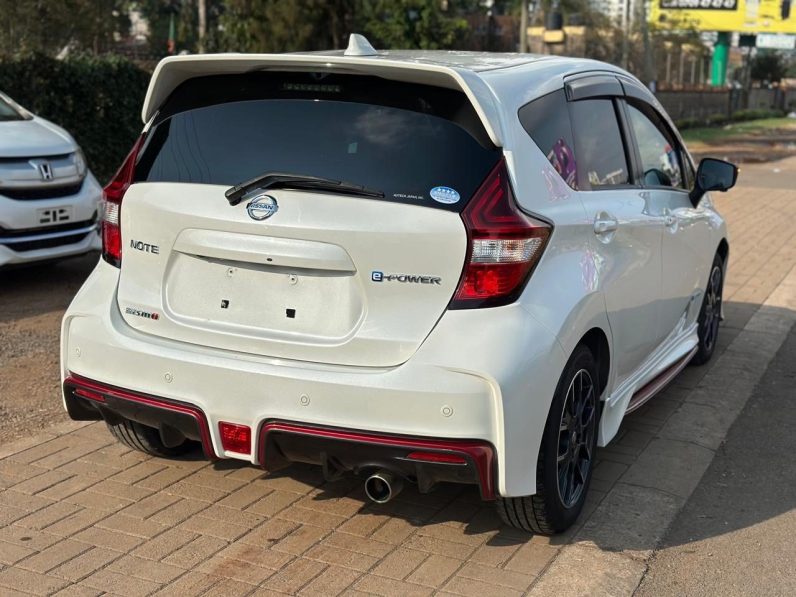 
								Nissan Note Nismo full									