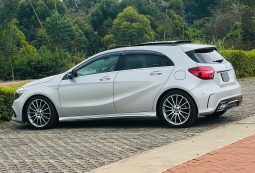 Mercedes Benz A180
