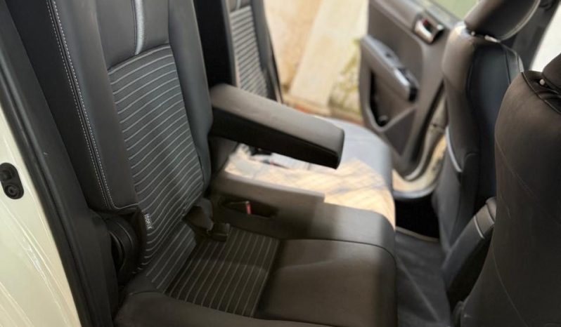 
								Toyota Fielder WXB full									