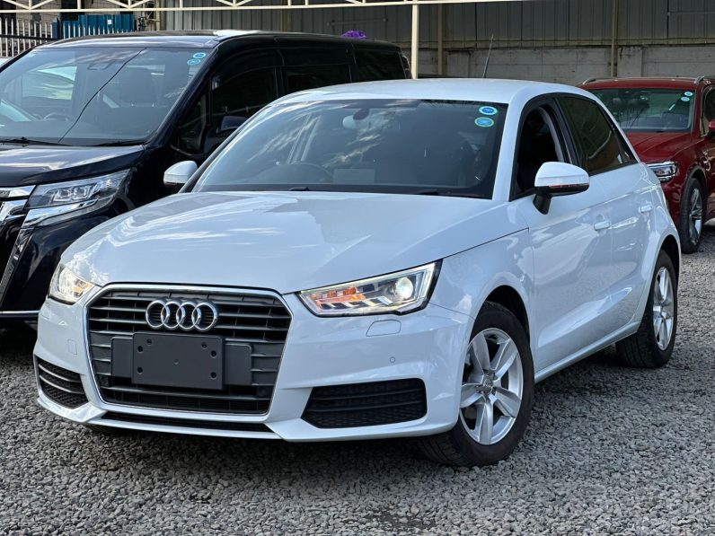 
								Audi A1 full									