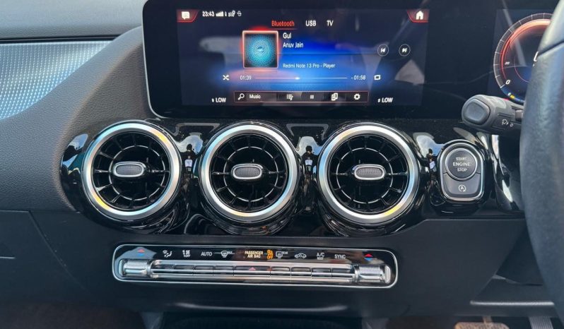 
								Mercedes Benz B180 full									