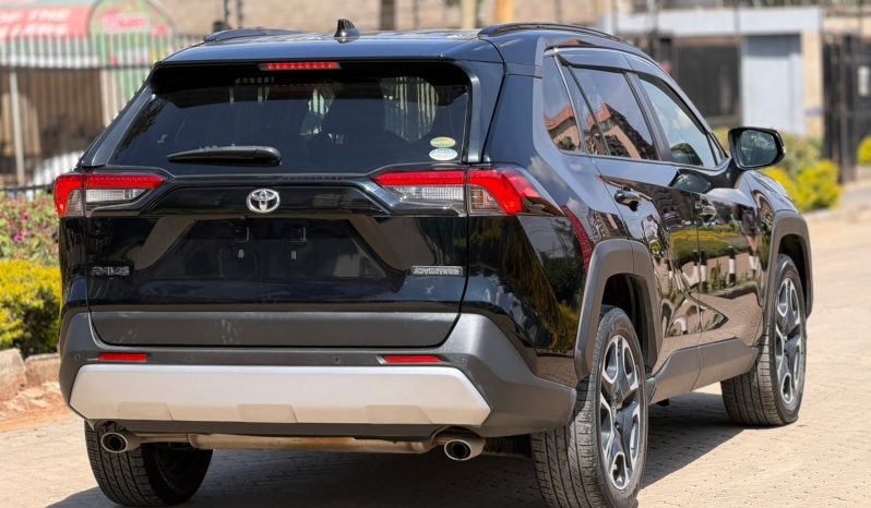 
								Toyota RAV4 GR Adventure full									