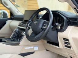 Toyota Land Cruiser 300 series ZX