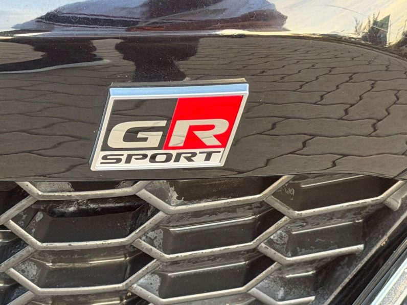 
								Toyota Harrier GR full									