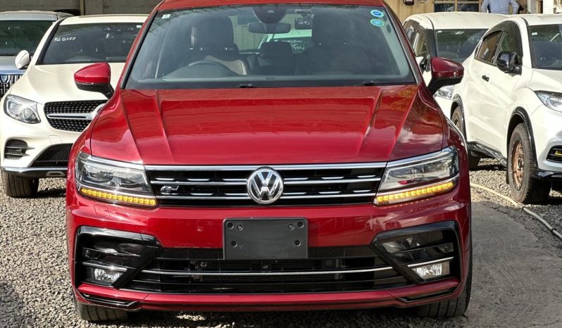 
								Volkswagen Tiguan full									