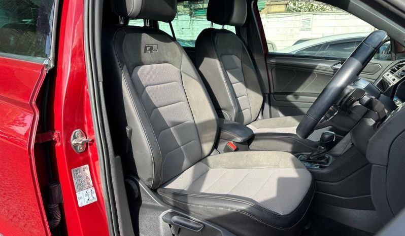 
								Volkswagen Tiguan full									