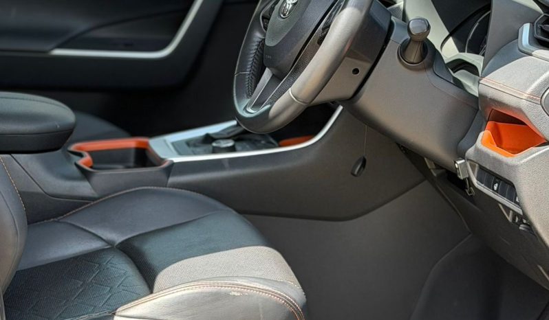 
								Toyota RAV4 GR Adventure full									