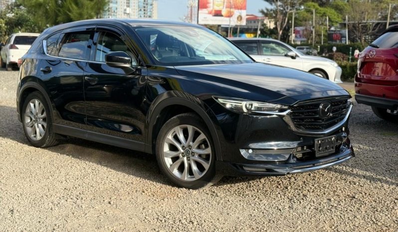
								Mazda CX-5 full									