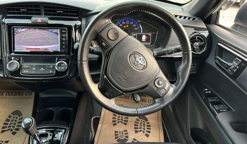 
								Toyota Fielder WXB full									