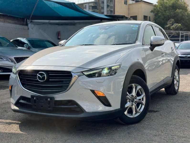 
								Mazda CX-3 full									