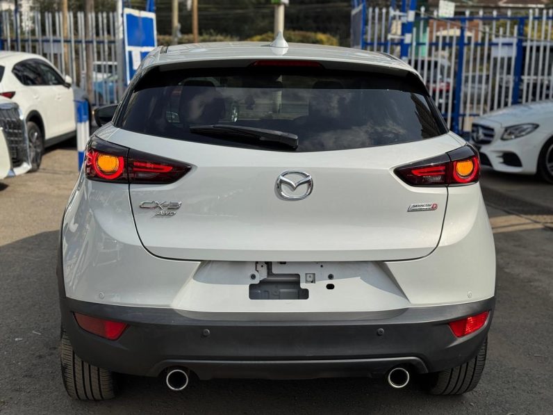 
								Mazda CX-3 full									