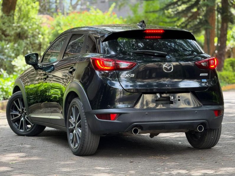 
								Mazda CX-3 full									