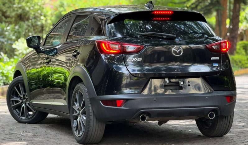 
								Mazda CX-3 full									