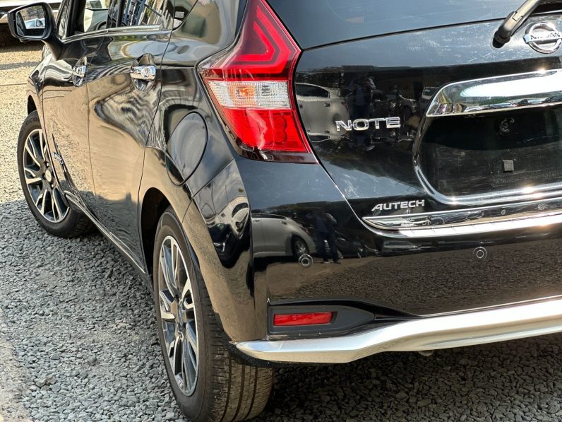 
								Nissan Note Autech full									