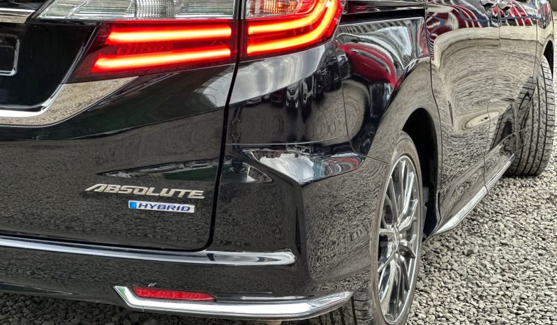 
								Honda Odyssey Absolute full									