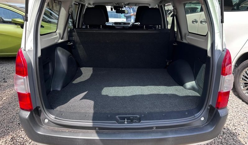 
								Toyota Succeed TX-G full									