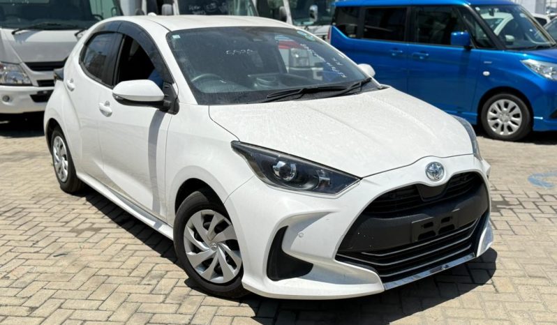
								Toyota Yaris full									