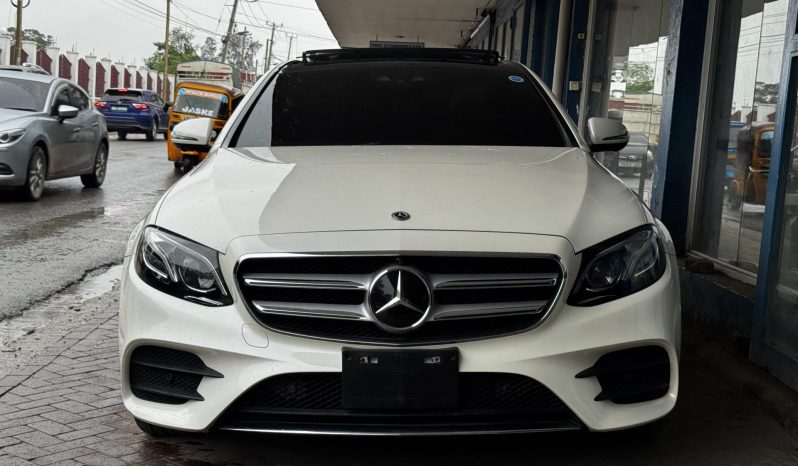 
								Mercedes Benz E350e full									