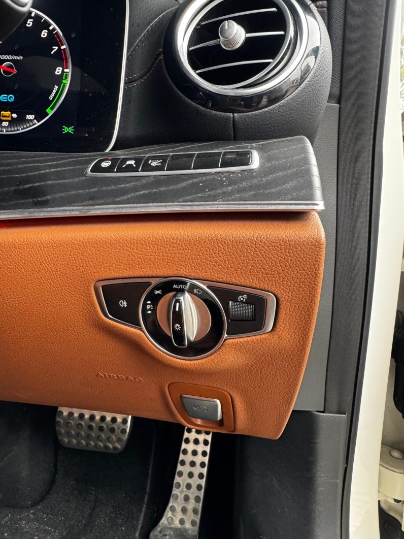 
								Mercedes Benz E350e full									