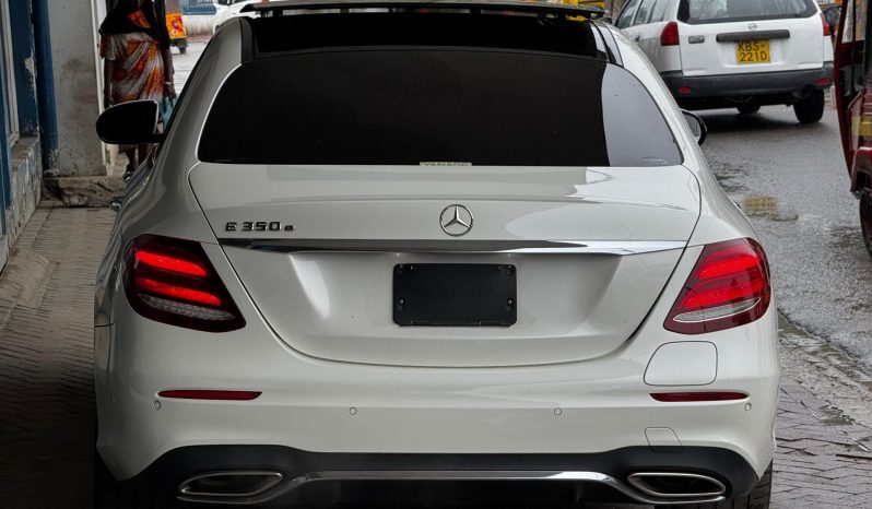 
								Mercedes Benz E350e full									