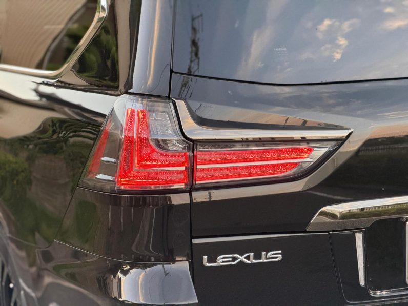 
								Lexus LX570 full									