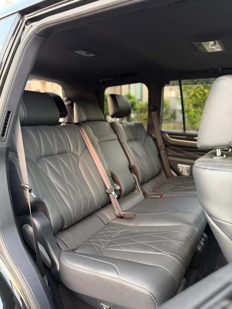 
								Lexus LX570 full									