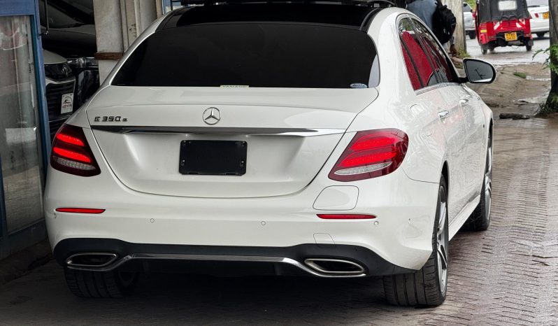 
								Mercedes Benz E350e full									