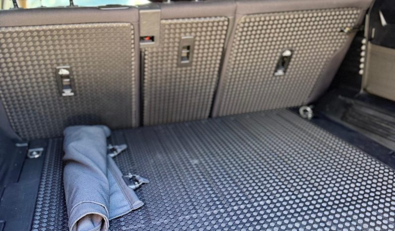 
								Land Rover Defender full									