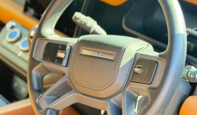 
								Land Rover Defender full									