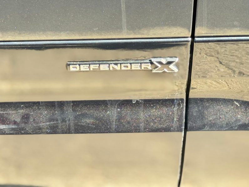 
								Land Rover Defender full									