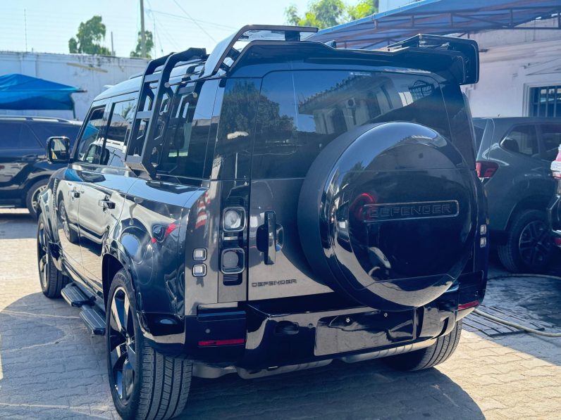 
								Land Rover Defender full									