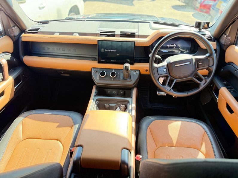 
								Land Rover Defender full									