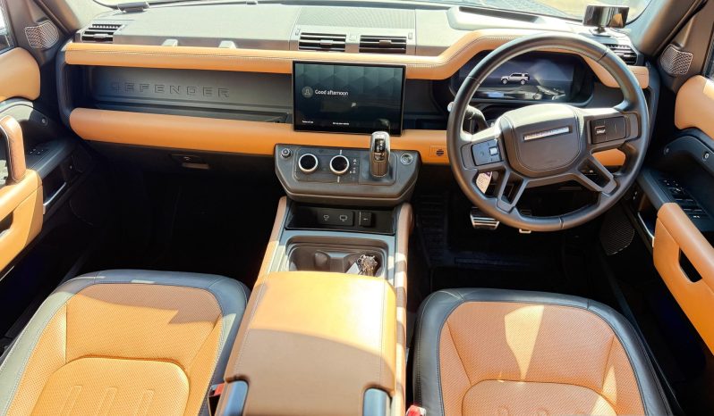 
								Land Rover Defender full									