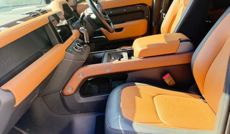 
								Land Rover Defender full									