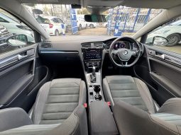 Volkswagen Golf TSI