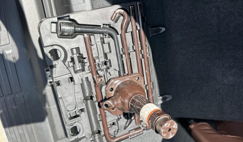 
								Toyota Land Cruiser Prado Tx full									