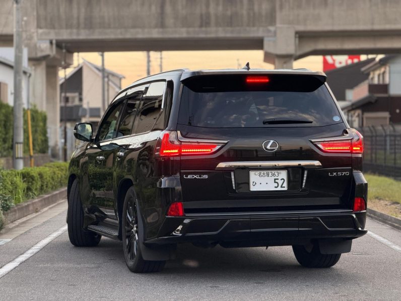 
								Lexus LX570 full									