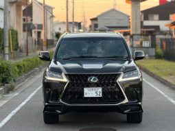 Lexus LX570