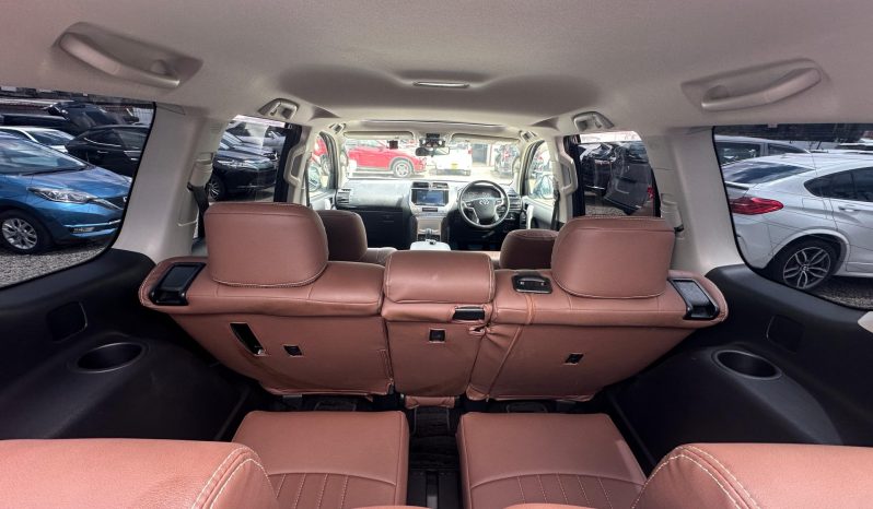 
								Toyota Land Cruiser Prado Tx full									