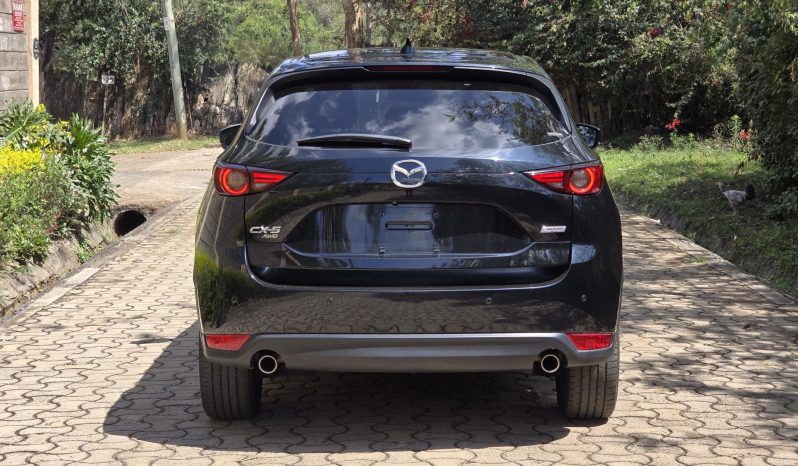 
								Mazda CX-5 full									