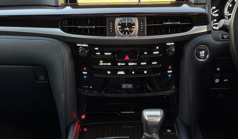 
								Toyota Land Cruiser Prado Tx full									