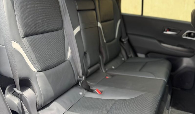 
								Toyota Land Cruiser LC300 full									