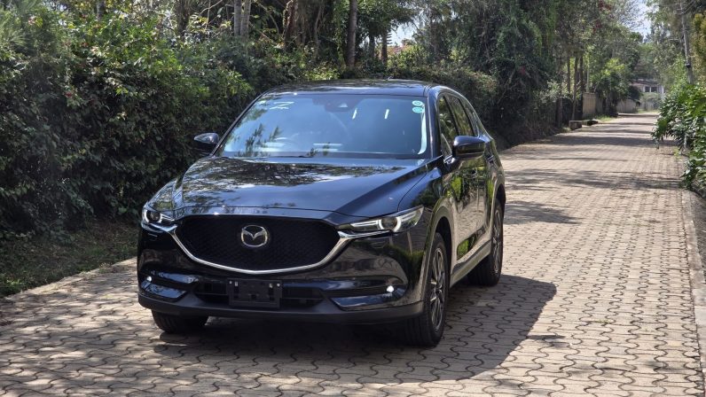 
								Mazda CX-5 full									