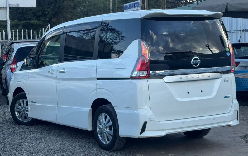 
								Nissan serena full									