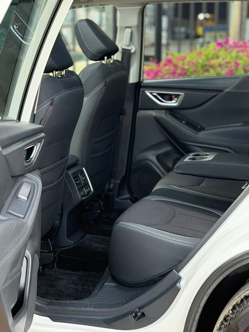 
								Subaru Forester Sk9 full									