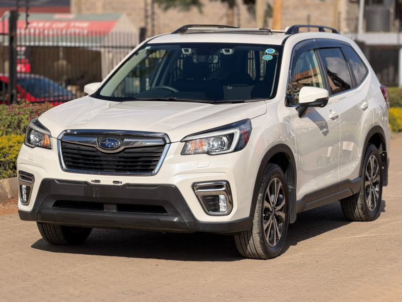 
								Subaru Forester Sk9 full									