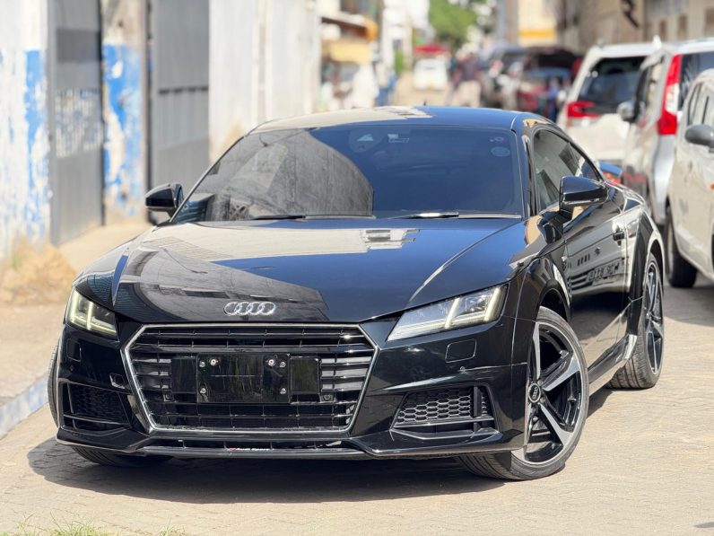 
								Audi TT full									