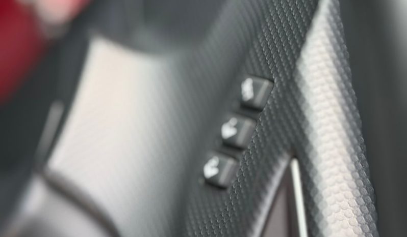 
								Subaru Forester Sk9 full									