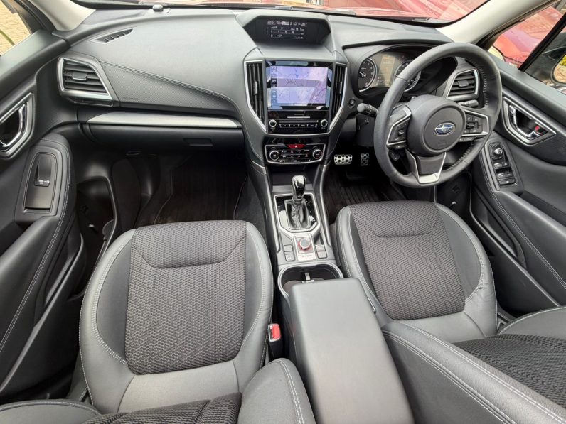 
								Subaru Forester Sk9 full									